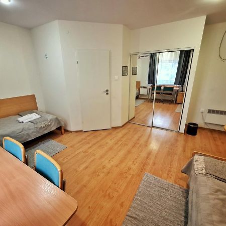 Motelik Grosar Pilzno Экстерьер фото